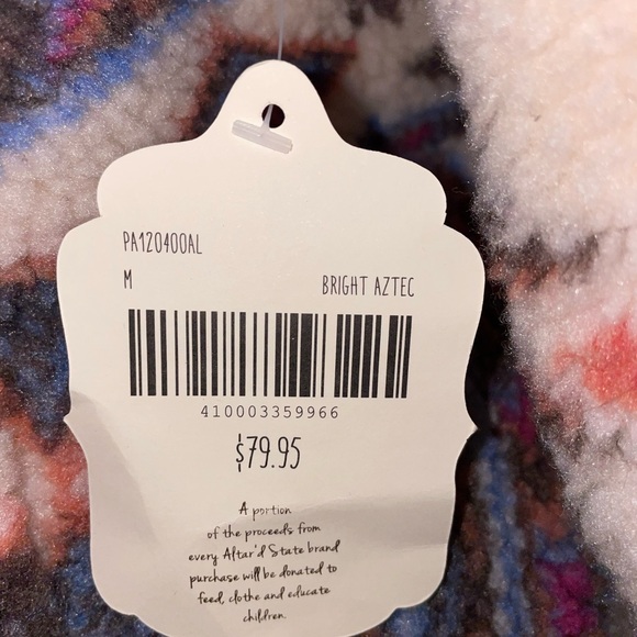 Altar’d State Sherpa Pullover - Picture 5 of 6